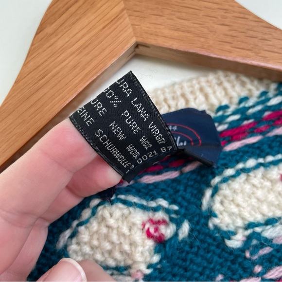 Vintage Lambswool Knit Vest w Sheep Lamb Detail M Medium Allen Solly England - Picture 8 of 8